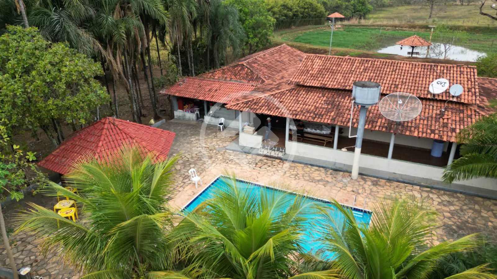 Imagem 2 - Fazenda em Zona Rural, Guapó - GO