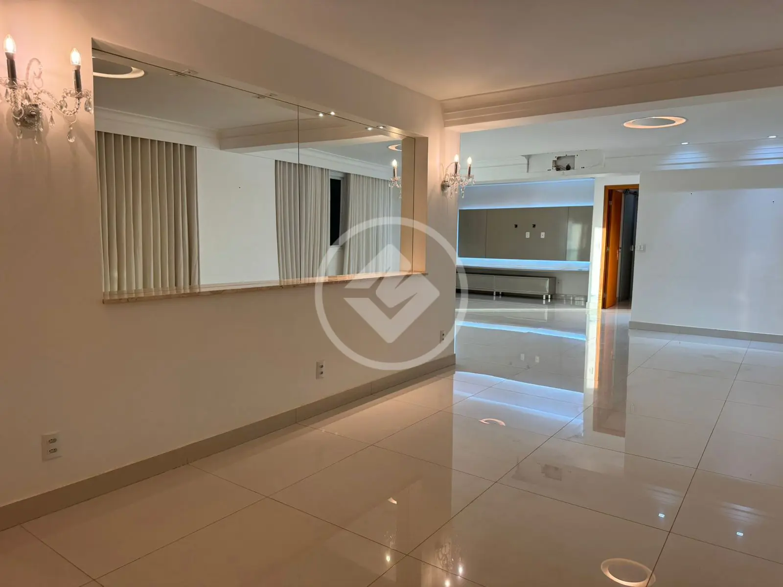Imagem 2 - Apartamento em Setor Bueno, Goiânia - GO