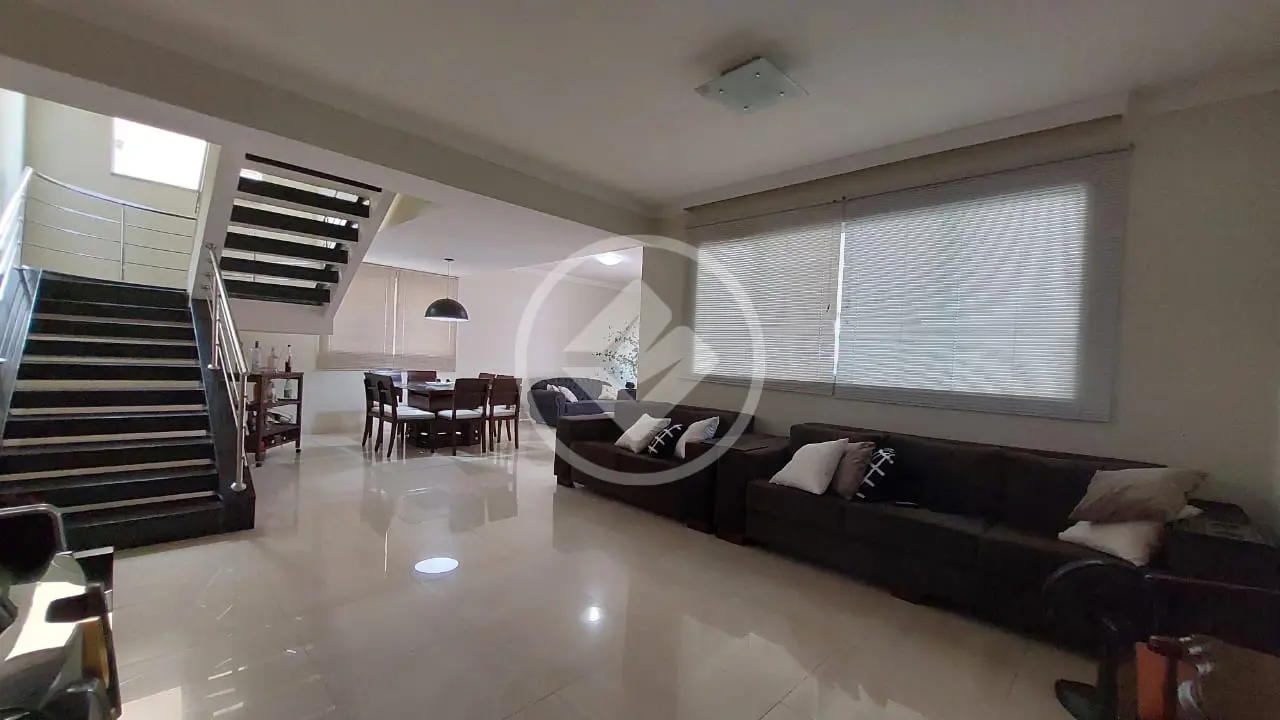 Imagem 2 - Casa em Jardim América, Goiânia - GO