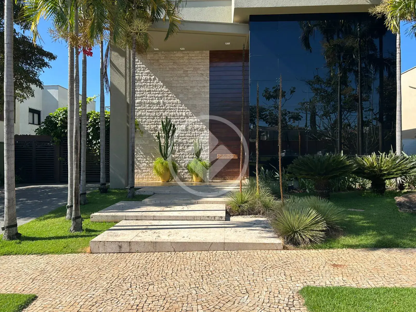 Imagem 1 - Sobrado Em Condomínio em Jardim Alphaville, Goiânia - GO