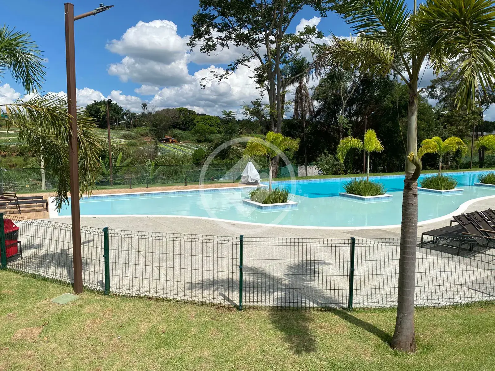 Imagem 1 - Terreno Condomínio em Jardins Versalhes, Aparecida de Goiânia - GO