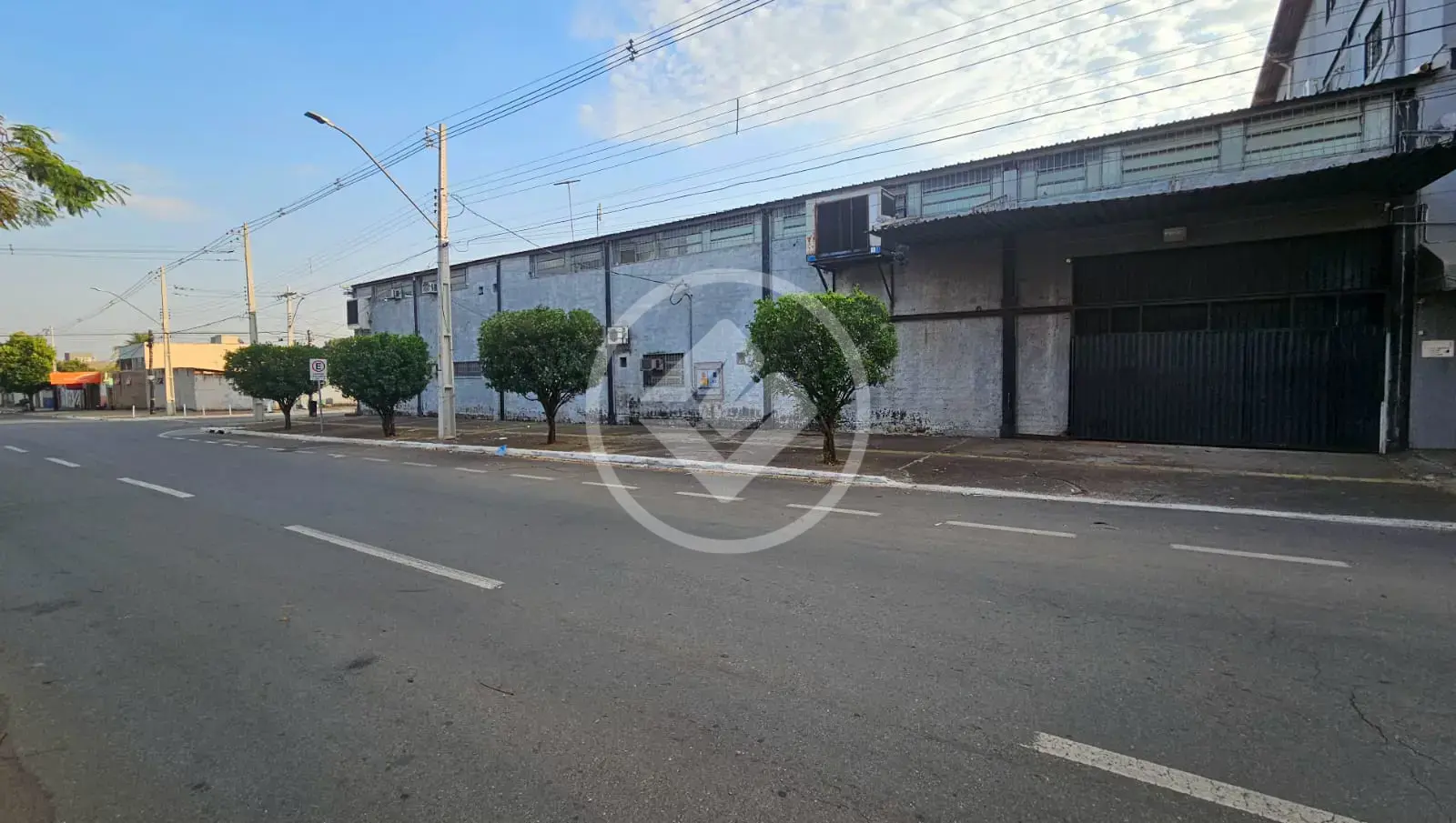 Image 2 - Galpão em Jardim Guanabara, Goiânia - GO