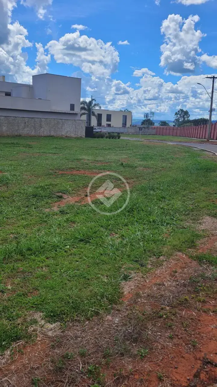 Imagem 3 - Terreno Condomínio em Setor Morada do Lago, Trindade - GO
