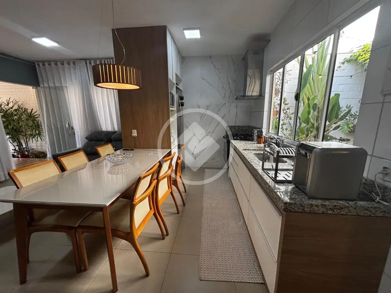 CASA CONDOMÍNIO · Condomínio Parque Aroeira — foto 3