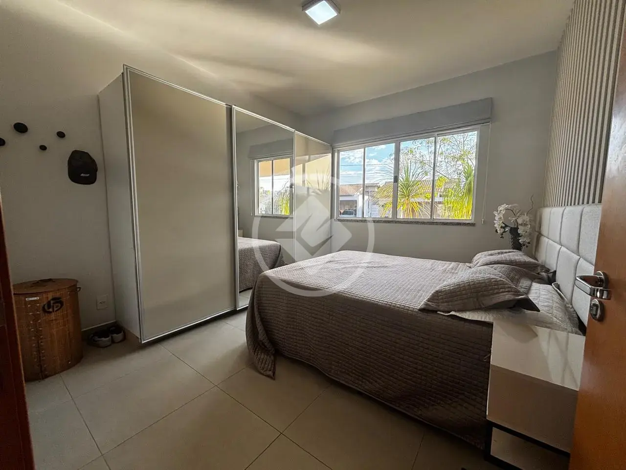 CASA CONDOMÍNIO · Condomínio Parque Aroeira — foto 5
