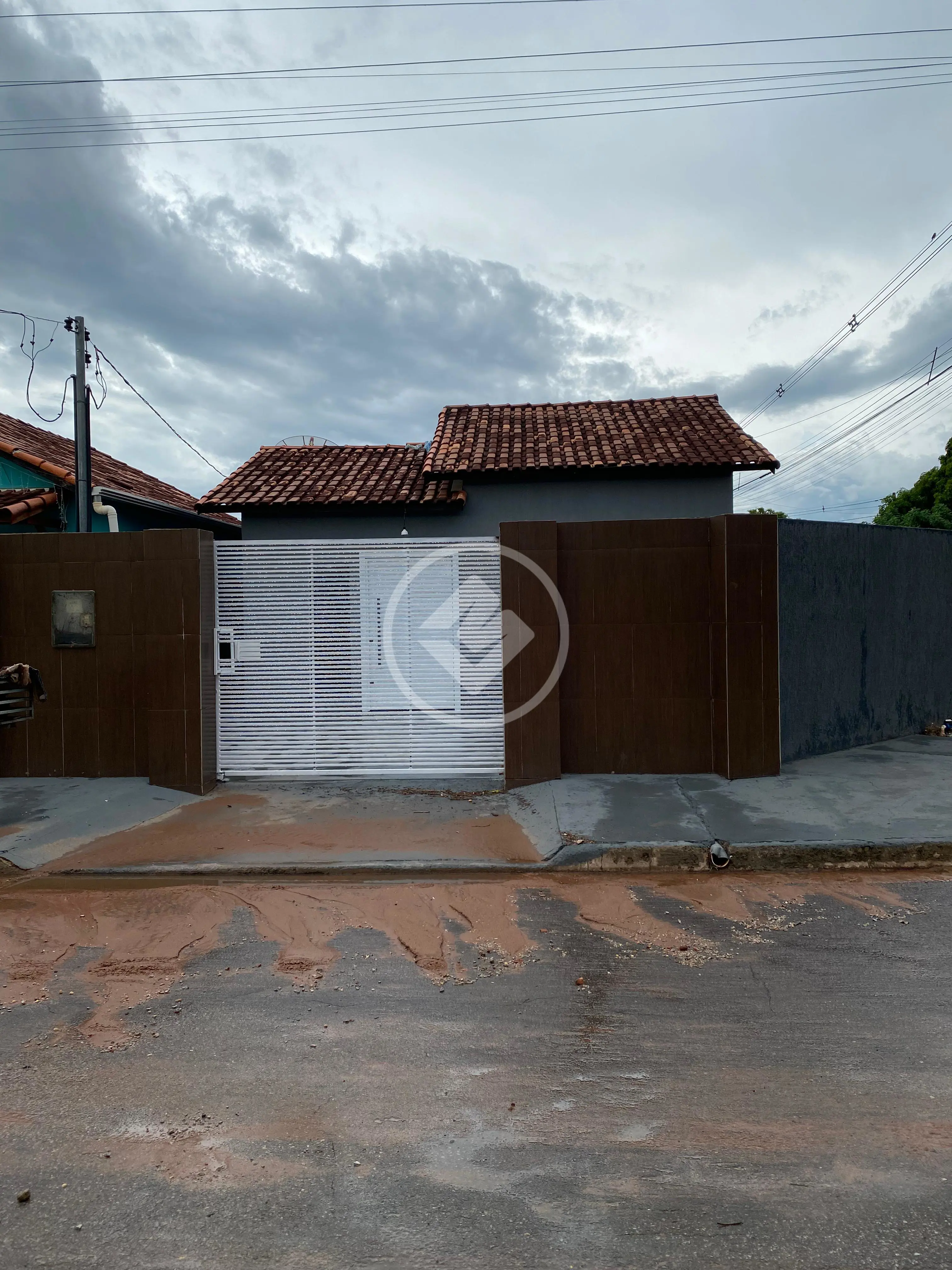 Casa Santos Dumont, Cáceres - MT — foto 1