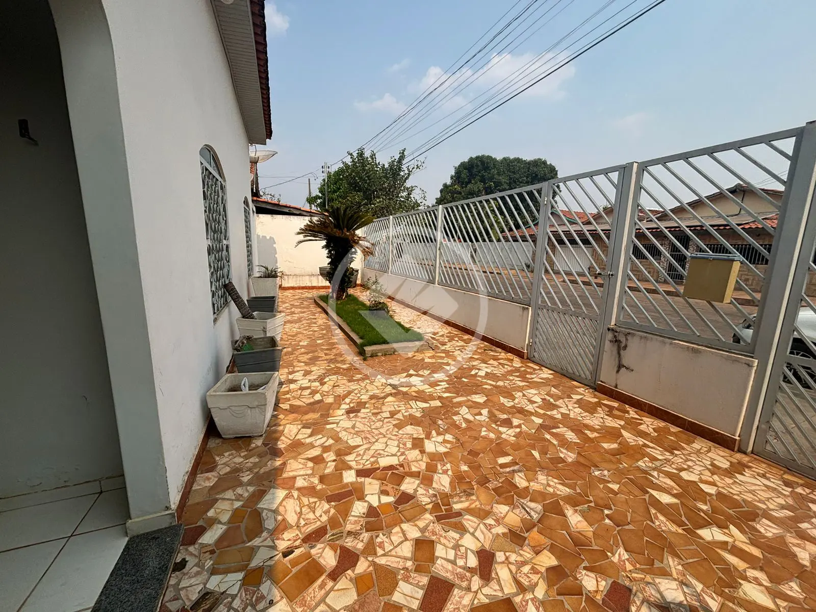 Imagem 1 - Casa em Cohab Velha, Cáceres - MT