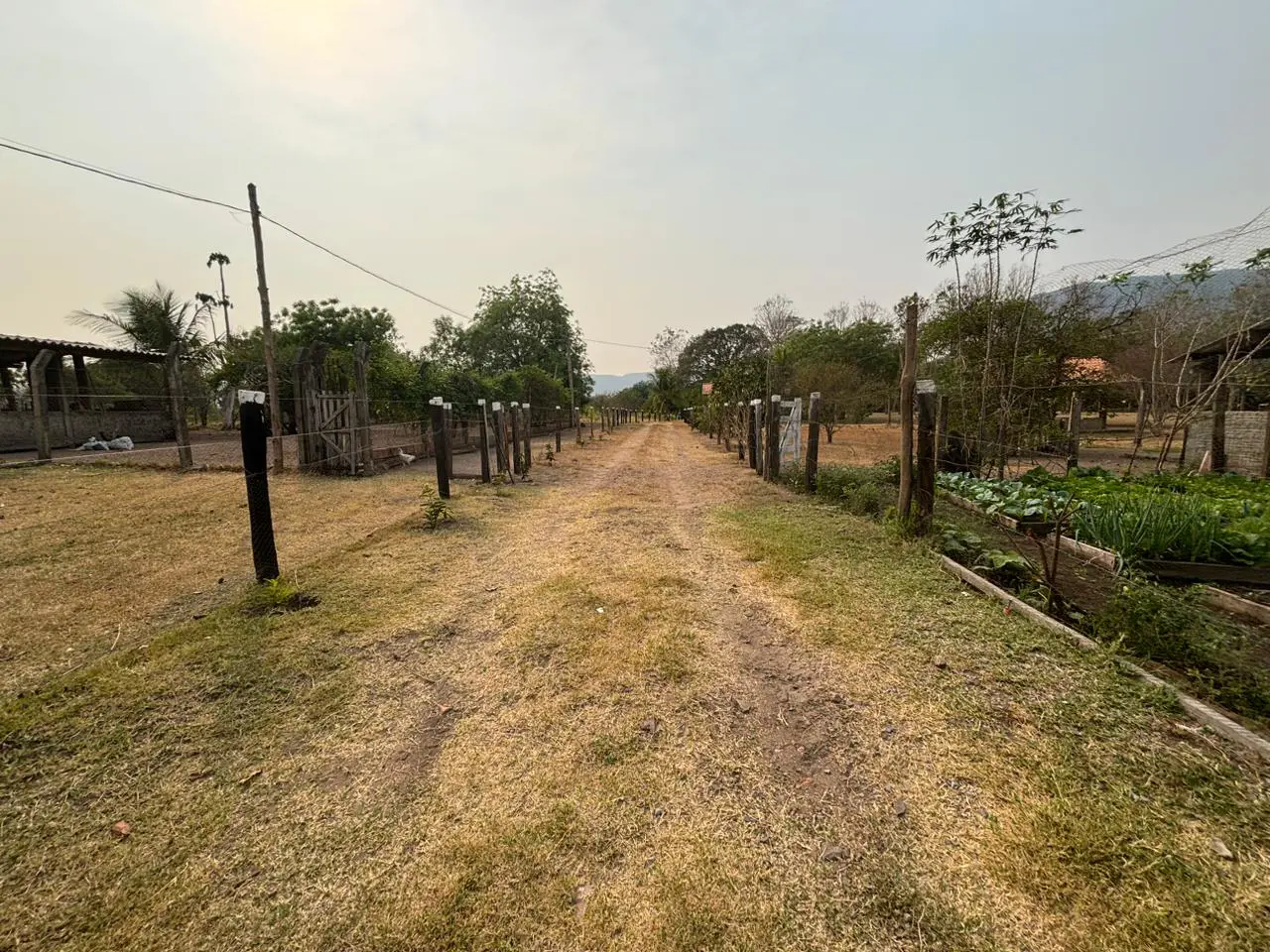 Sítio Centro, Cáceres - MT — foto 1
