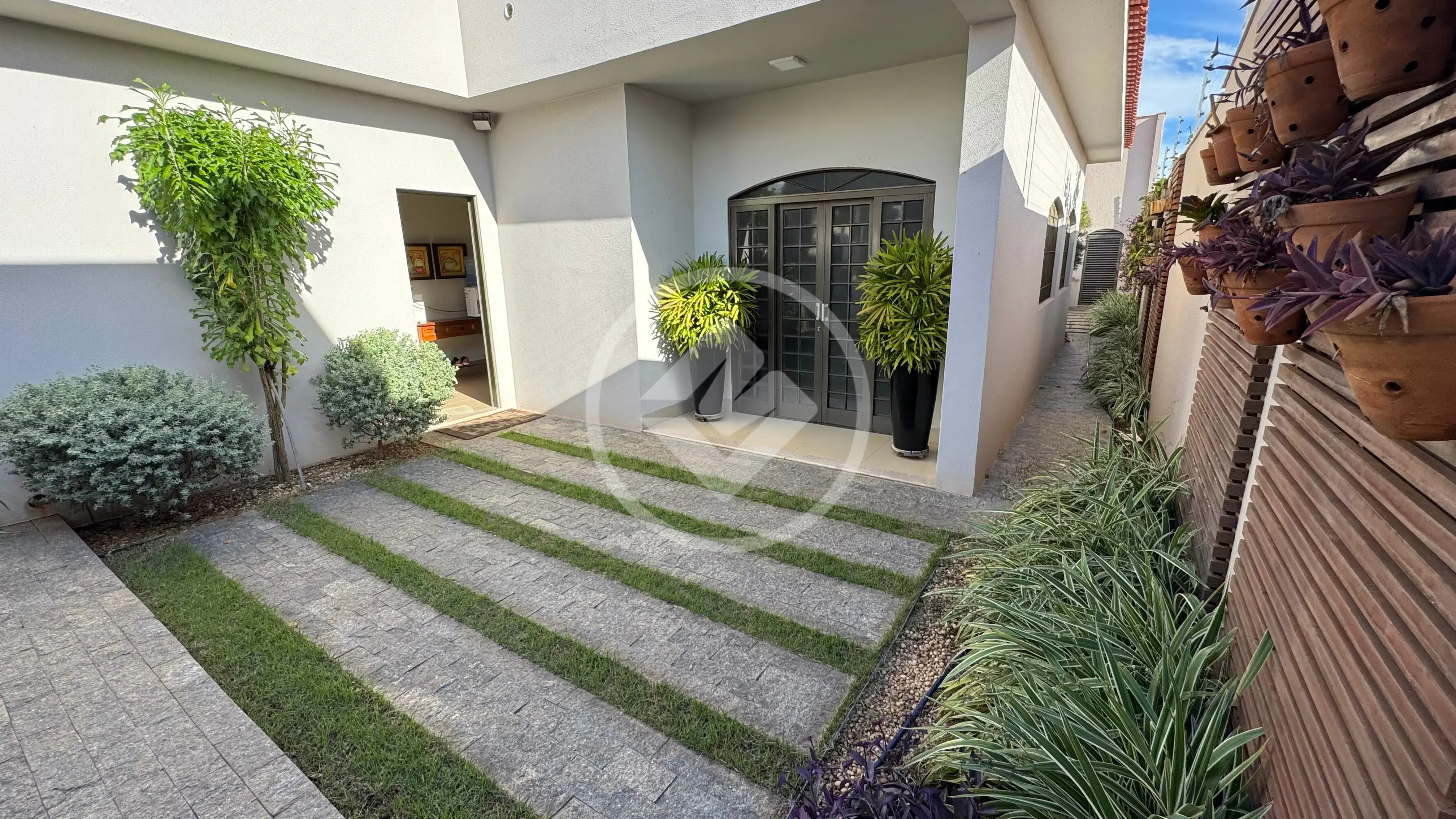 Imagem 1 - Casa em Cohab Velha, Cáceres - MT
