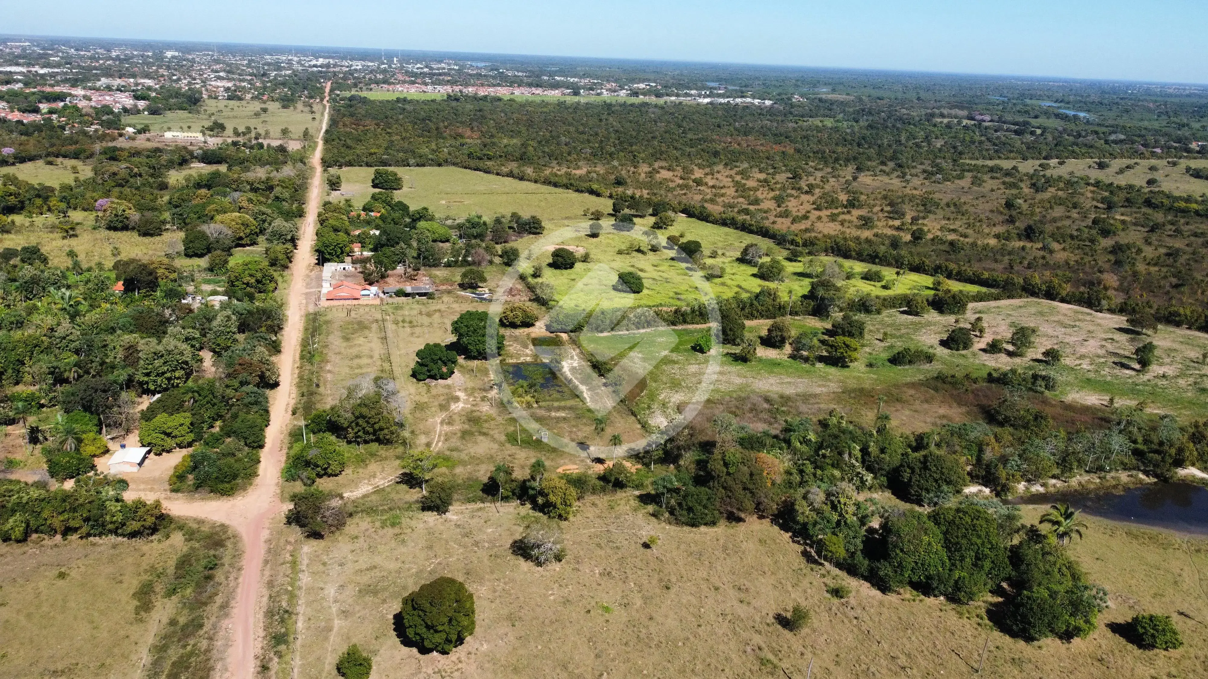 Imagem 1 - Terreno em Centro-Sul, Cáceres - MT