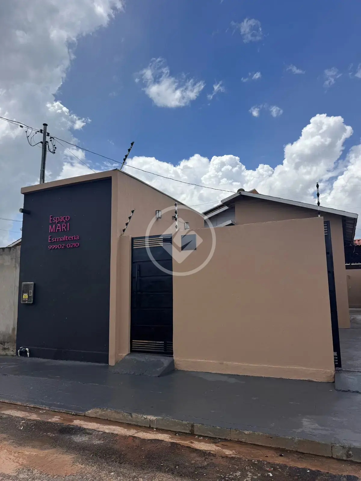Imagem 1 - Casa em Lobo, Cáceres - MT