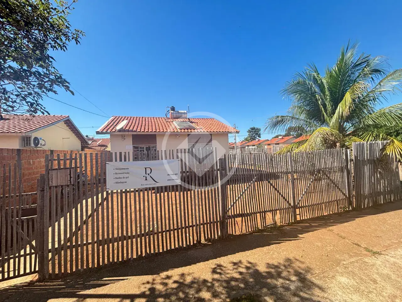 Imagem 1 - Casa em Lobo, Cáceres - MT