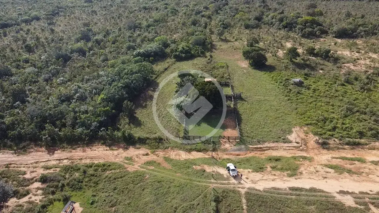Imagem 6 - Fazenda em Area Rural, Cáceres - MT