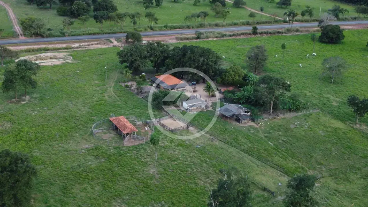 Imagem 1 - Fazenda em Olhos D Agua, Cáceres - MT