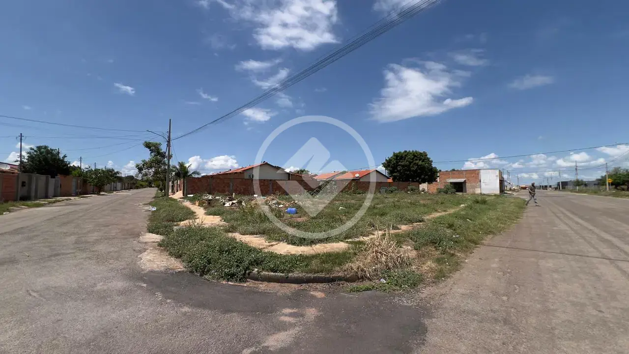 Imagem 1 - Terreno em Lobo, Cáceres - MT