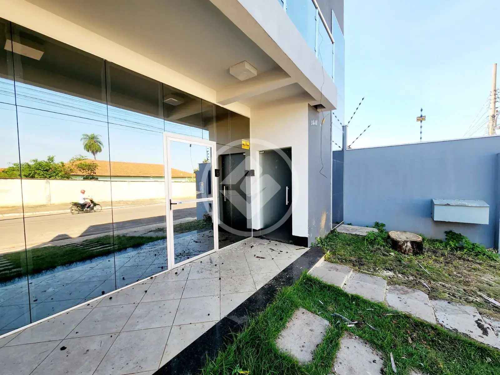 Image 2 - Prédio em CENTRO, Mirassol D'Oeste - MT
