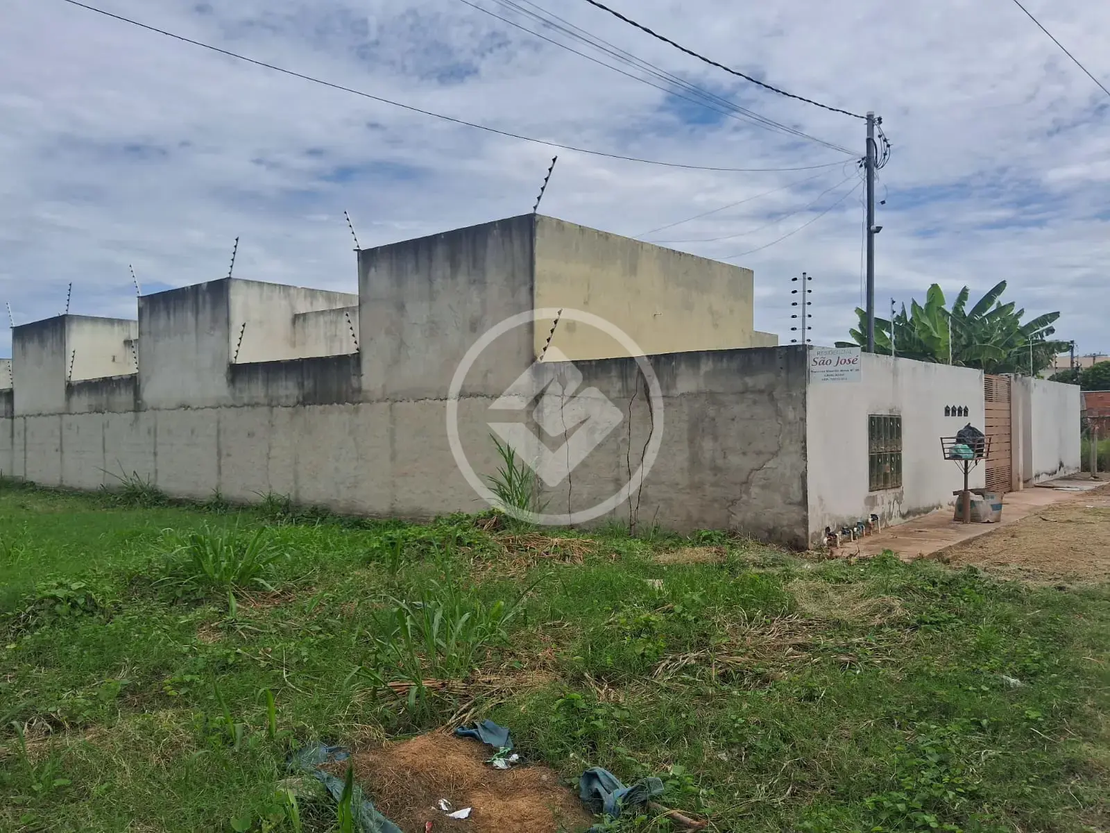 Imagem 1 - Kitnet / Conjugado em Cavalhada II, Cáceres - MT