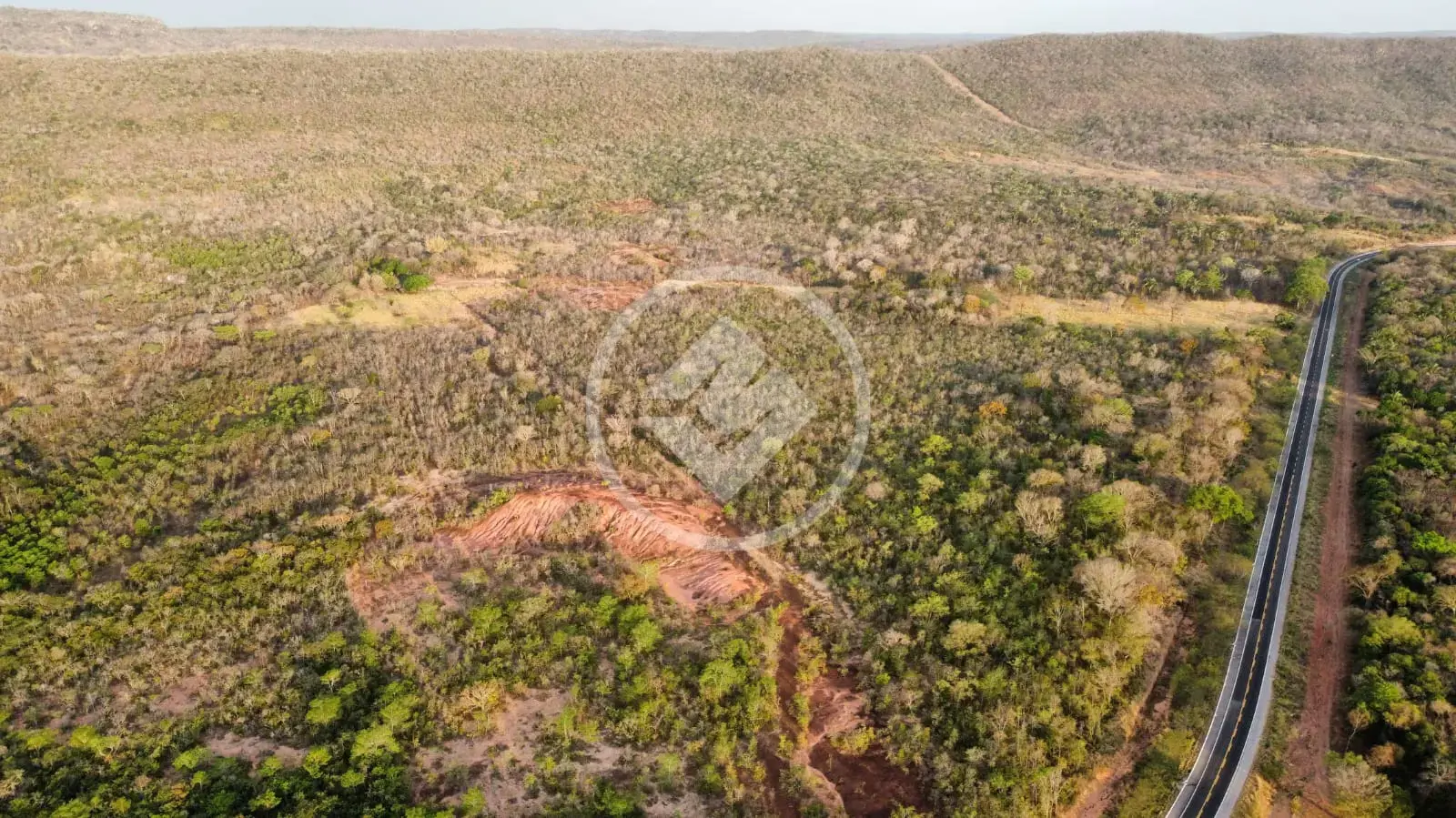 Imagem 1 - Fazenda em Santa Cruz, Cáceres - MT