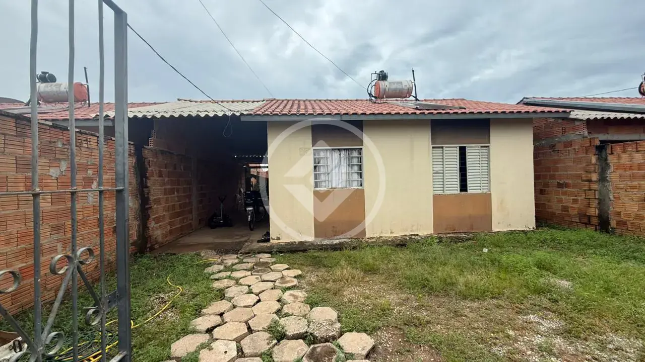 Imagem 1 - Casa em Lobo, Cáceres - MT