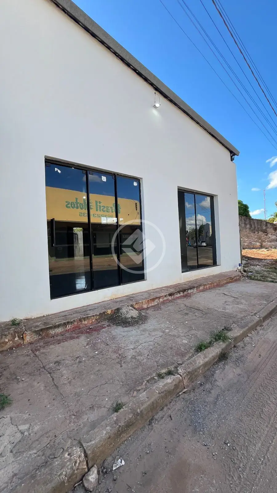 Imagem 1 - Casa Comercial em Centro, Cáceres - MT