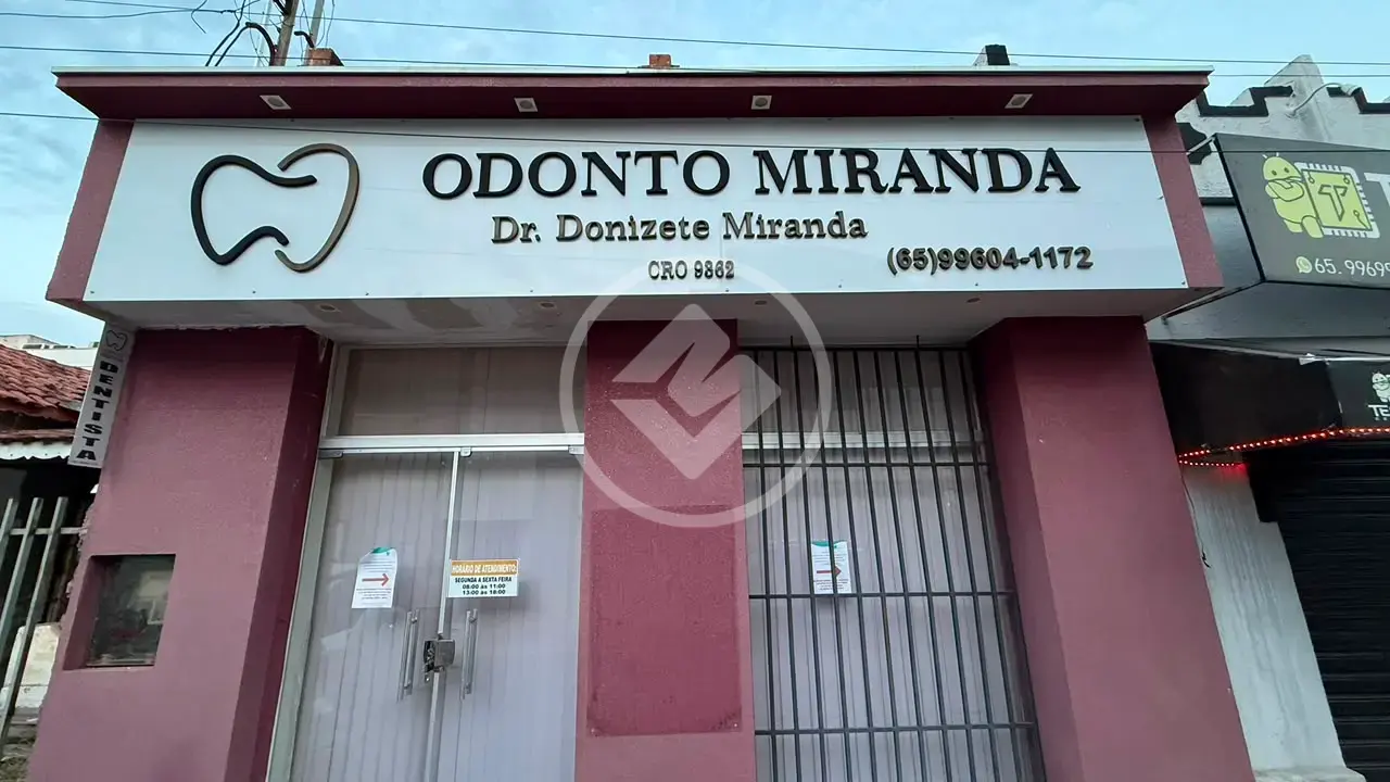 Imagem 1 - Casa Comercial em Centro, Cáceres - MT