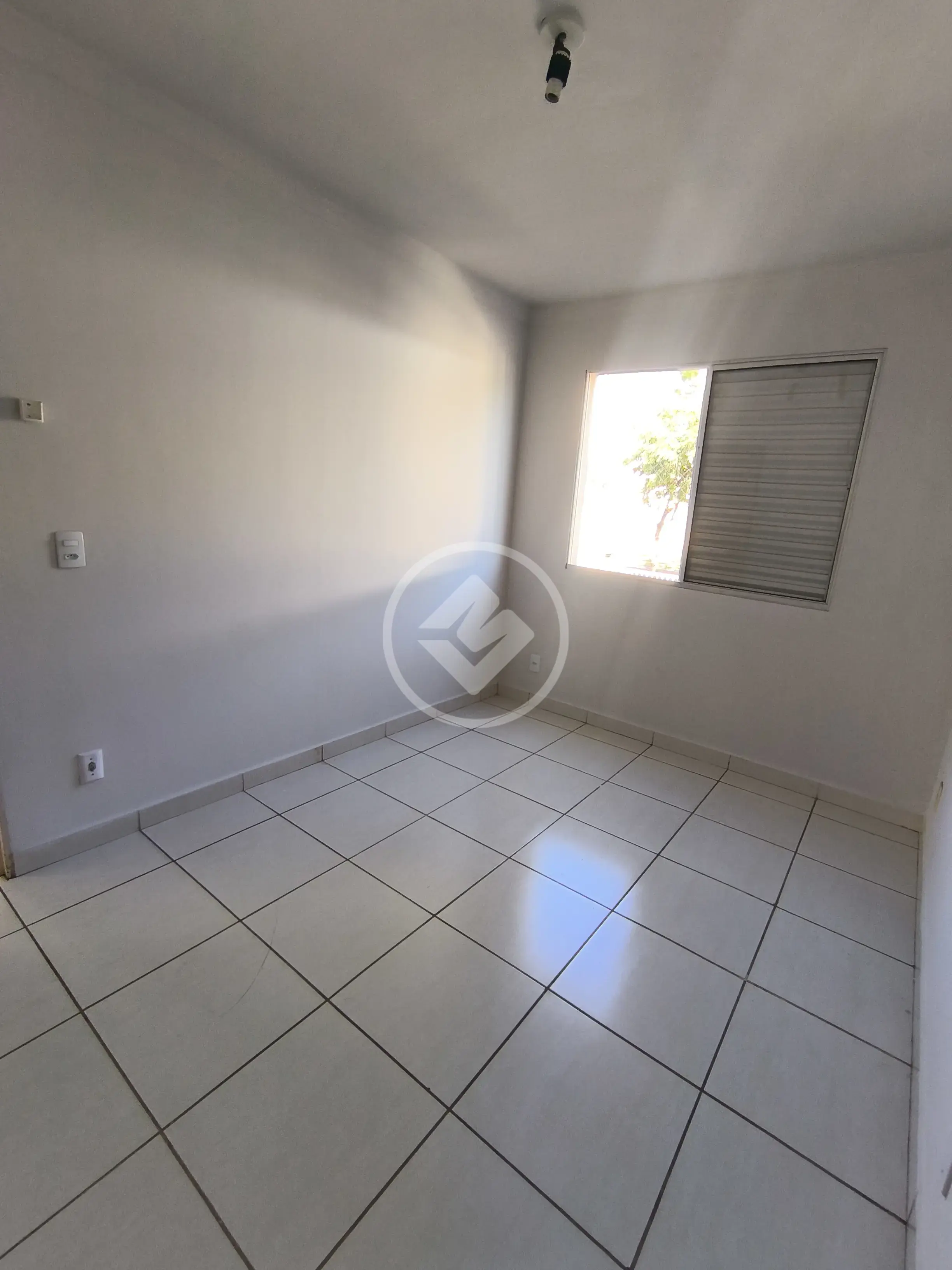 Image 2 - Apartamento em Parque Primavera, Aparecida de Goiânia - GO