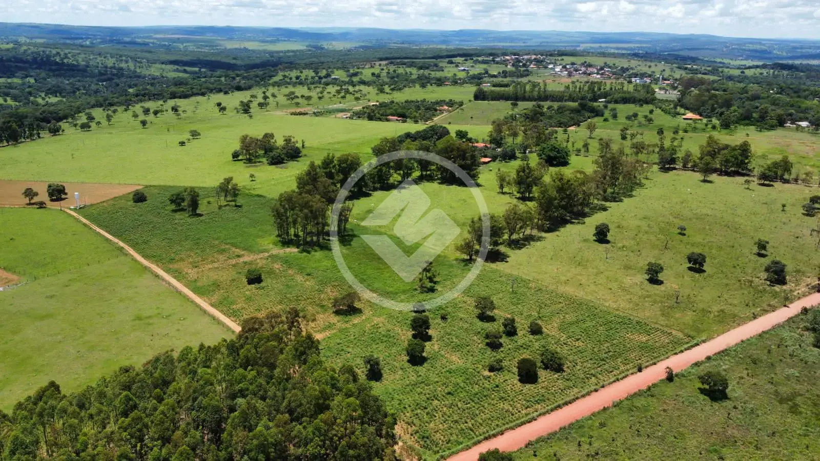 Imagem 1 - Chácara em Zona Rural, Hidrolândia - GO