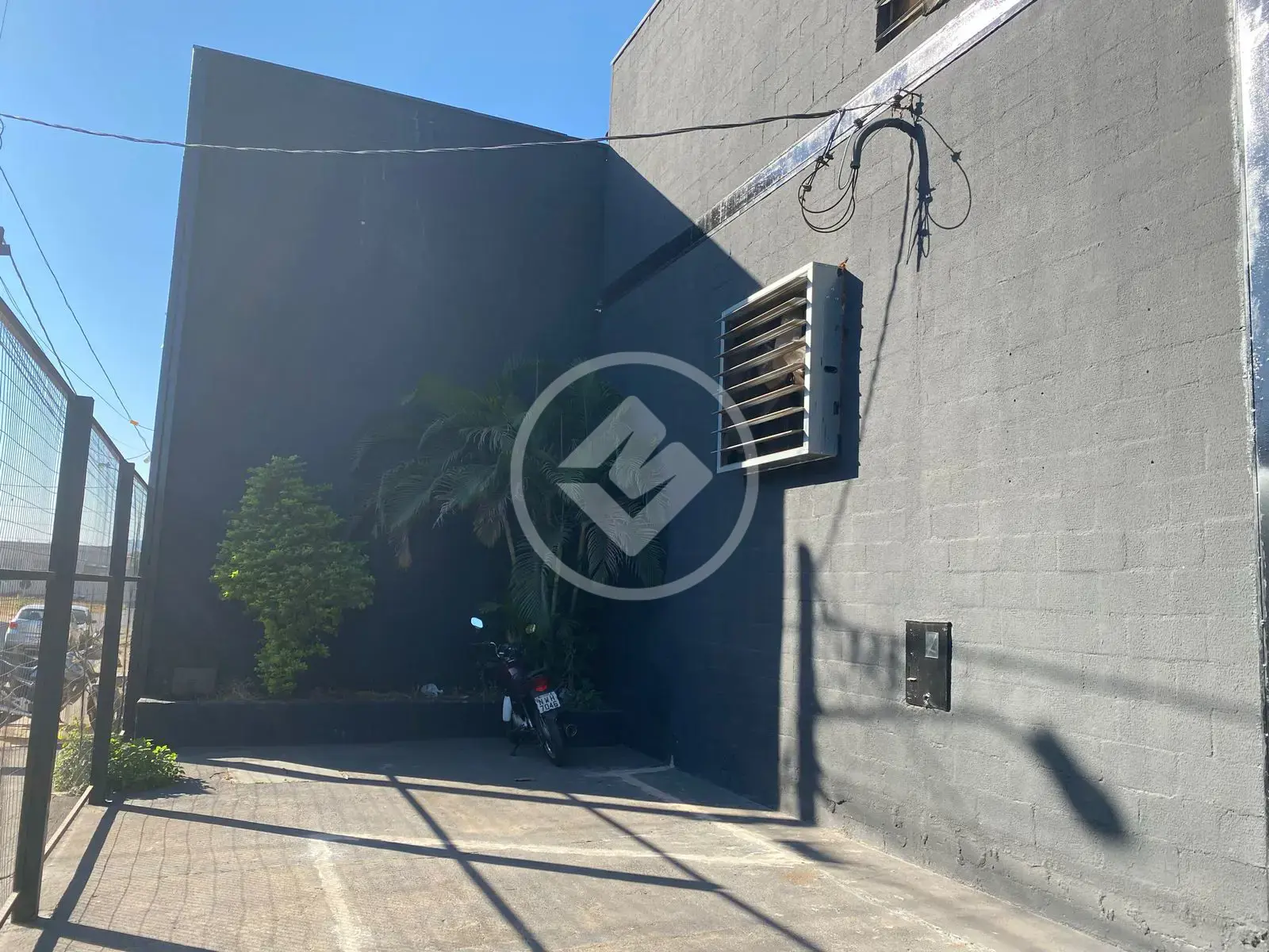 Imagem 2 - Galpão em Parque Oeste Industrial, Goiânia - GO