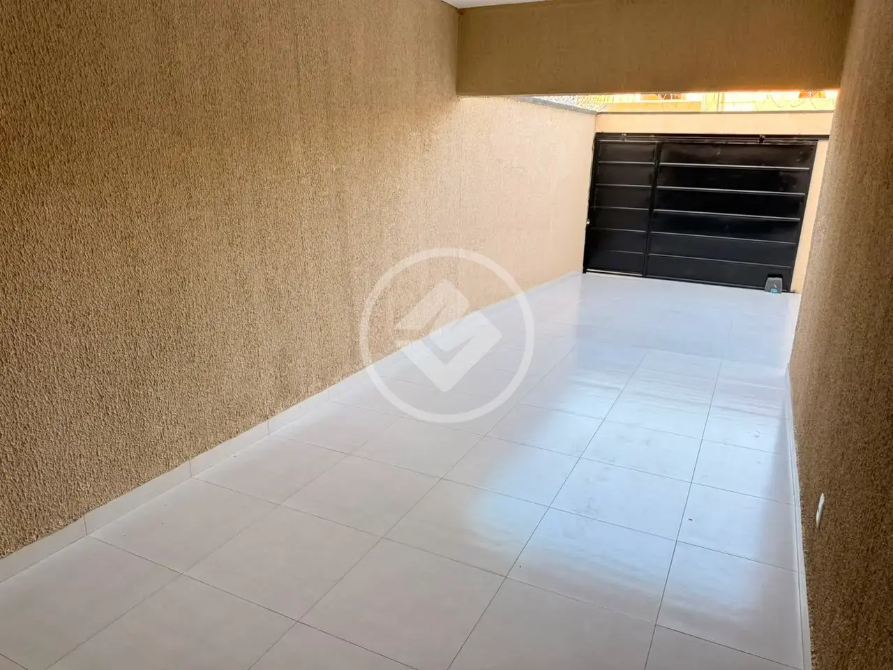Image 2 - Casa em Setor Tres Marias, Goiânia - GO