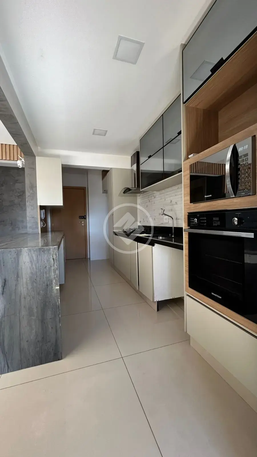 Image 2 - Apartamento em Setor Bueno, Goiânia - GO