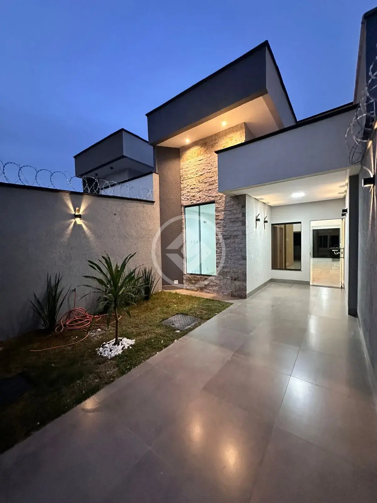 Imagem 1 - Casa em Residencial Solar Bougainville, Goiânia - GO