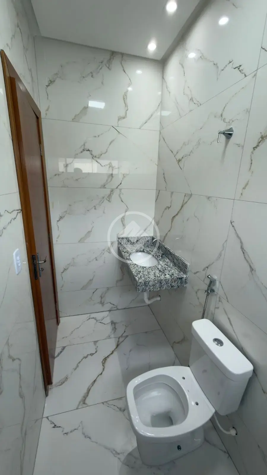 Image 2 - Casa Condomínio em Av. das Trindades, Trindade - GO