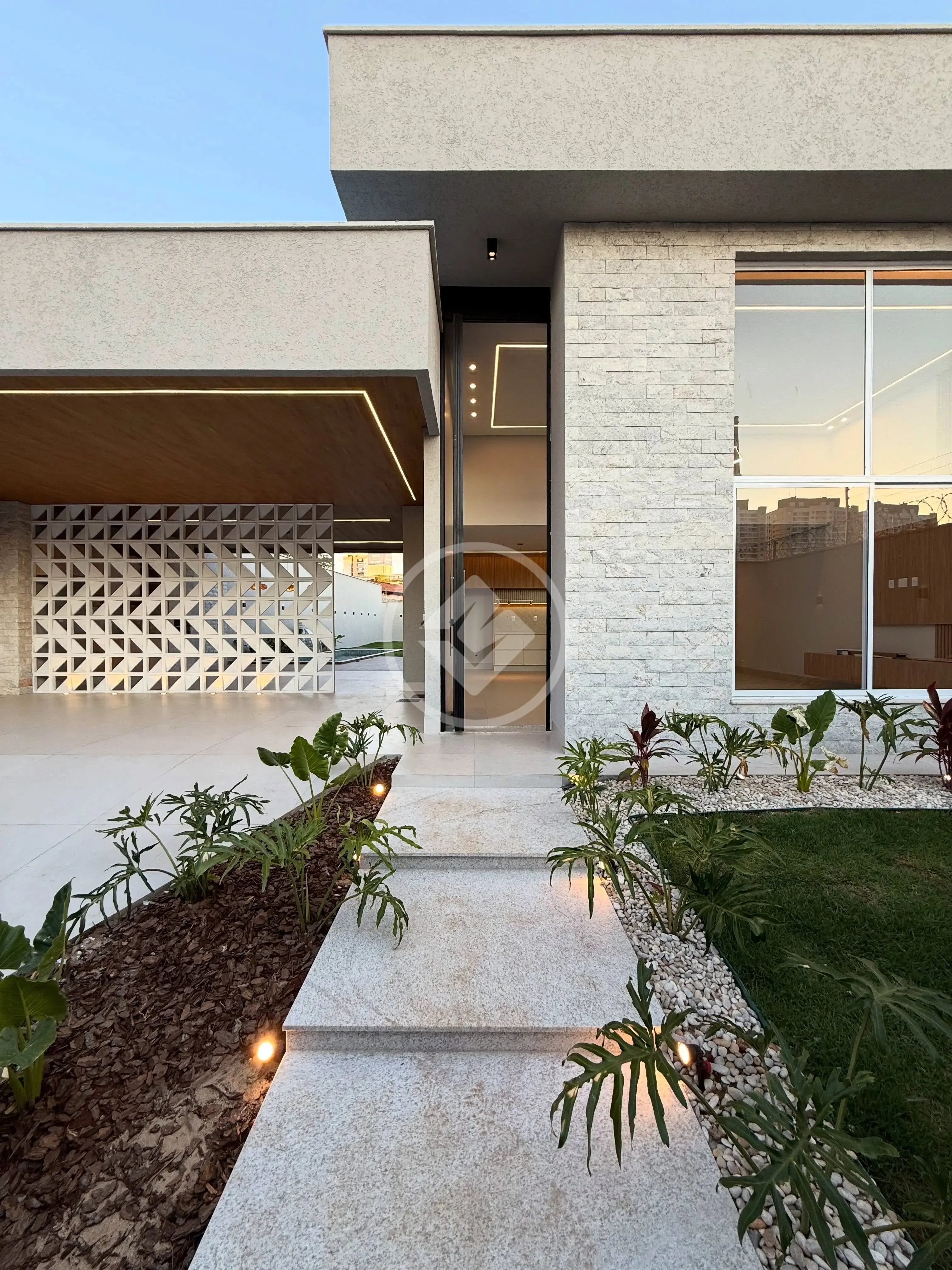 Image 2 - Casa em Parque Amazônia, Goiânia - GO