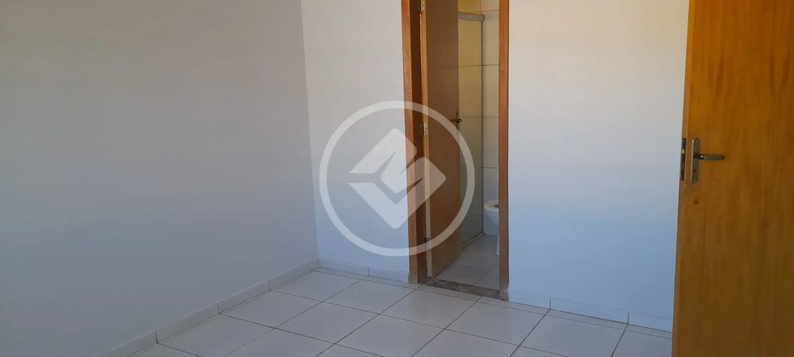 Casa Jardim Mont Serrat, Aparecida de Goiânia - GO — foto 2