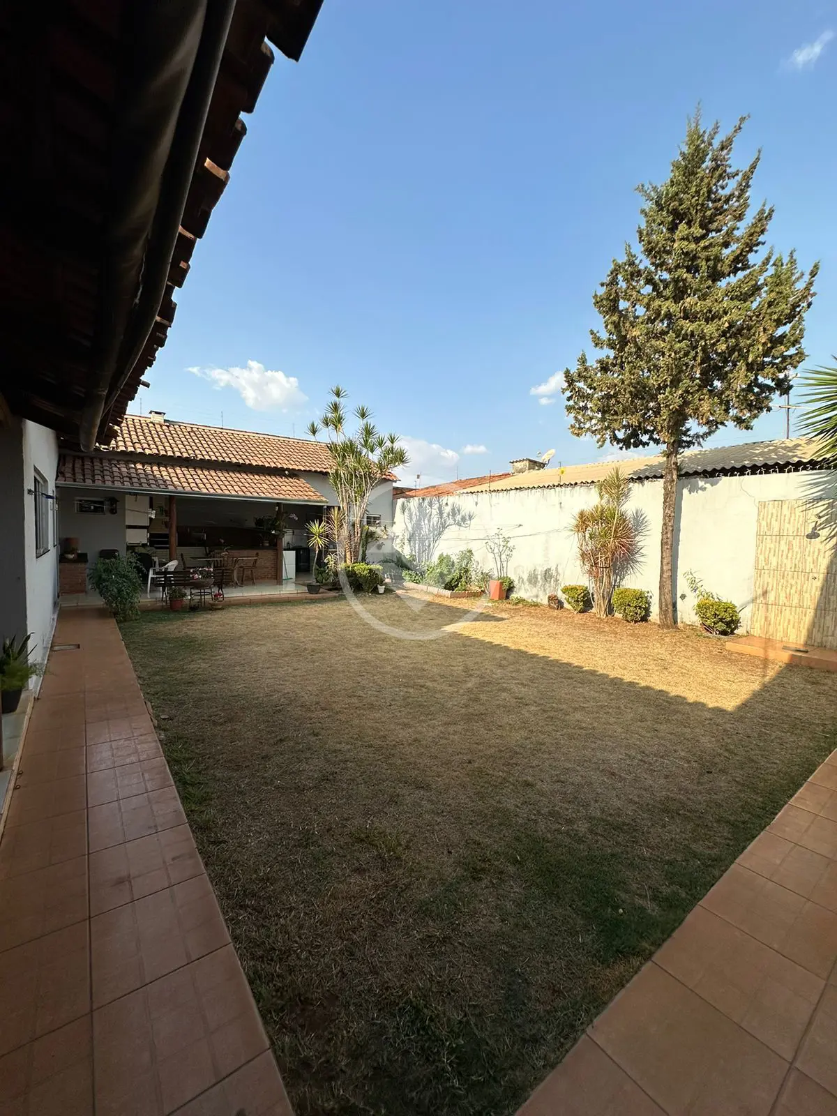Casa Jardim Mont Serrat Complemento, Aparecida de Goiânia - GO — foto 1