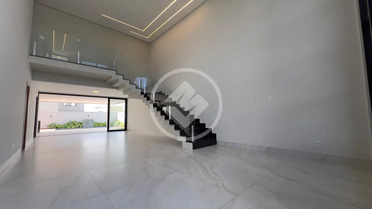 Imagem 3 - Casa em Residencial Goiânia Golfe Clube, Goiânia - GO