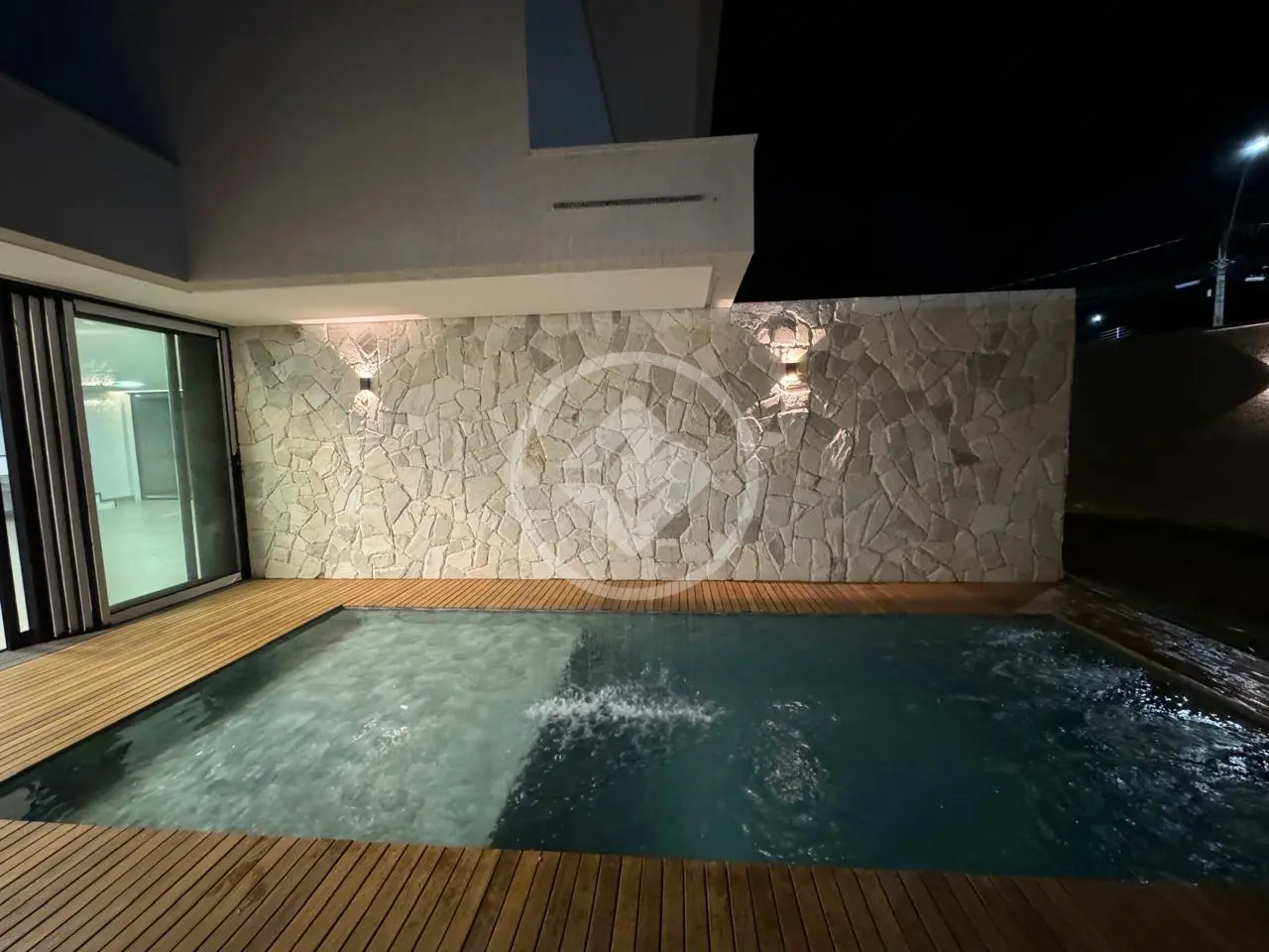 Imagem 2 - Casa em SETOR JAÓ, Goiânia - GO