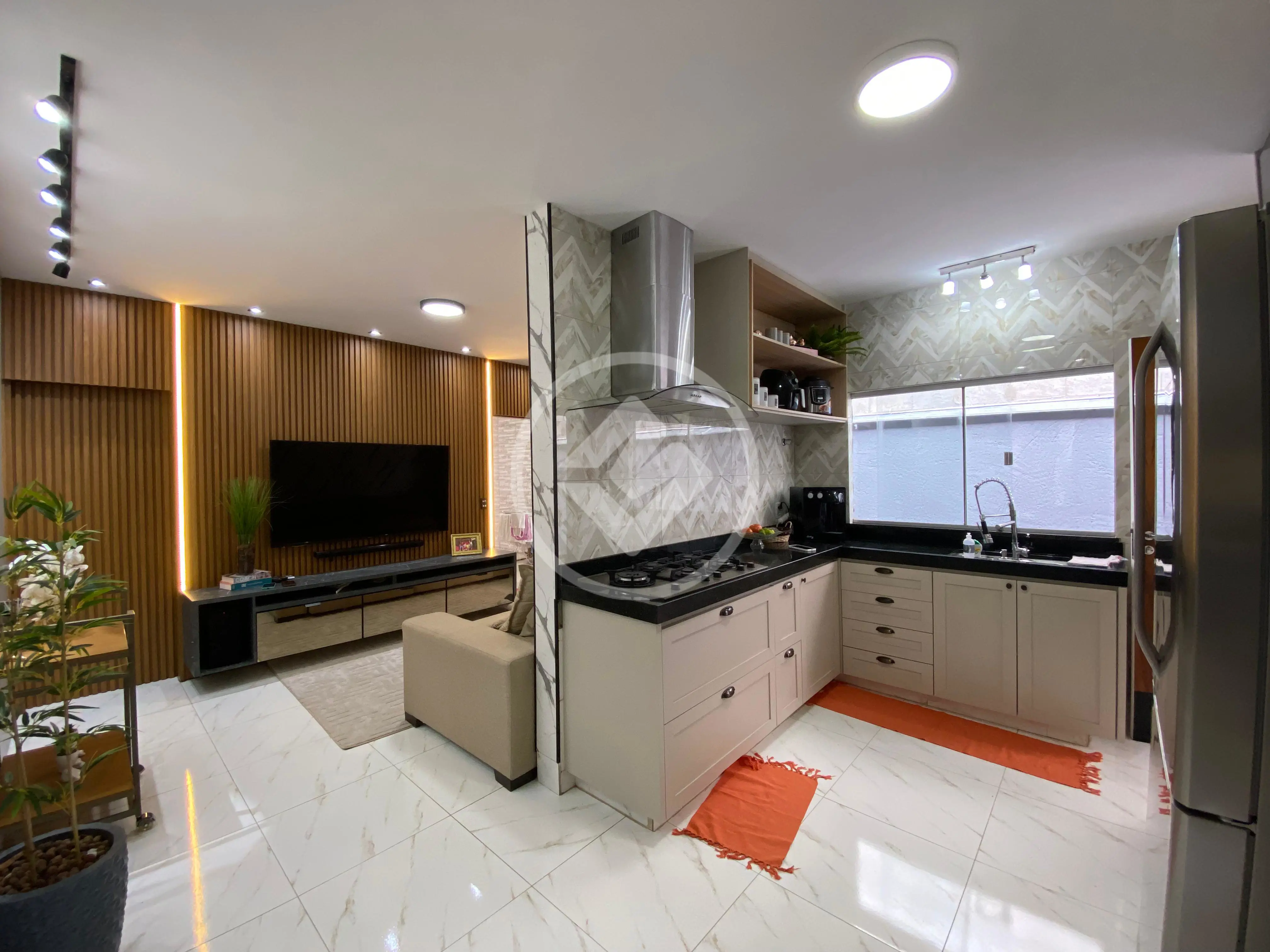 Casa Setor Garavelo, Aparecida de Goiânia - GO — foto 1