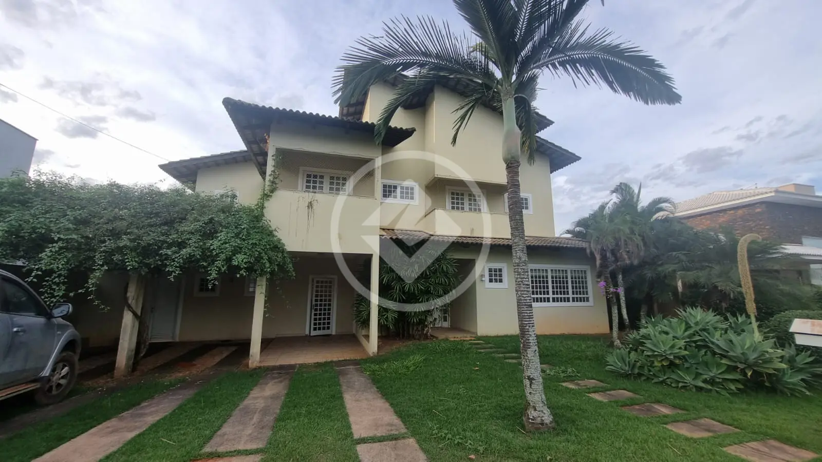 Sobrado Jardins Madri, Goiânia - GO — foto 1