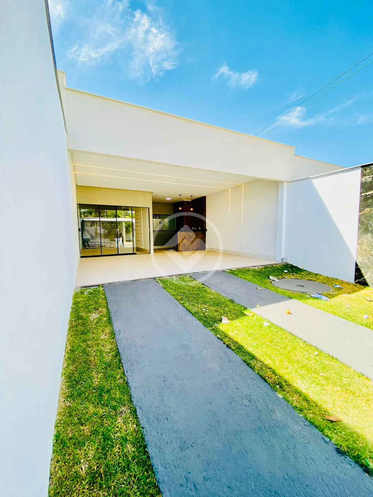 Casa Jardim Helvécia, Aparecida de Goiânia - GO — foto 1