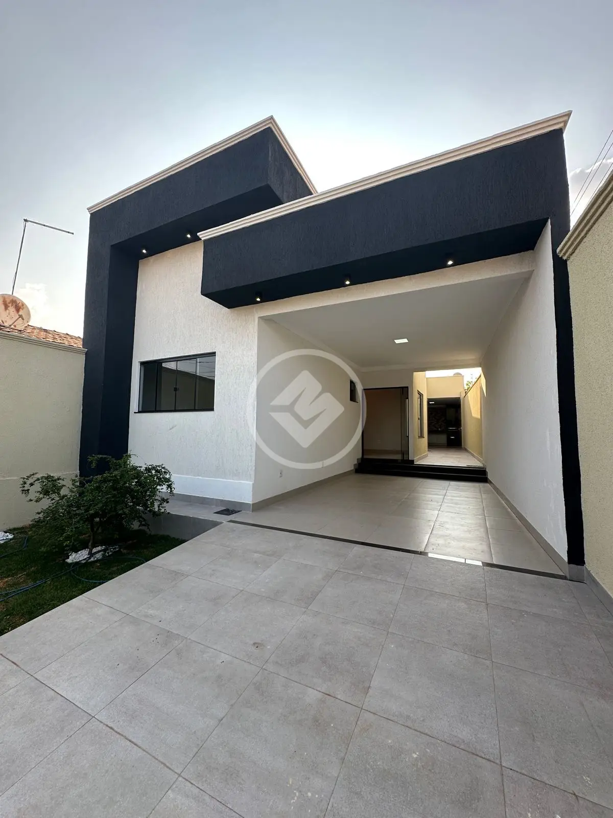 Casa Jardim Helvécia, Aparecida de Goiânia - GO — foto 1