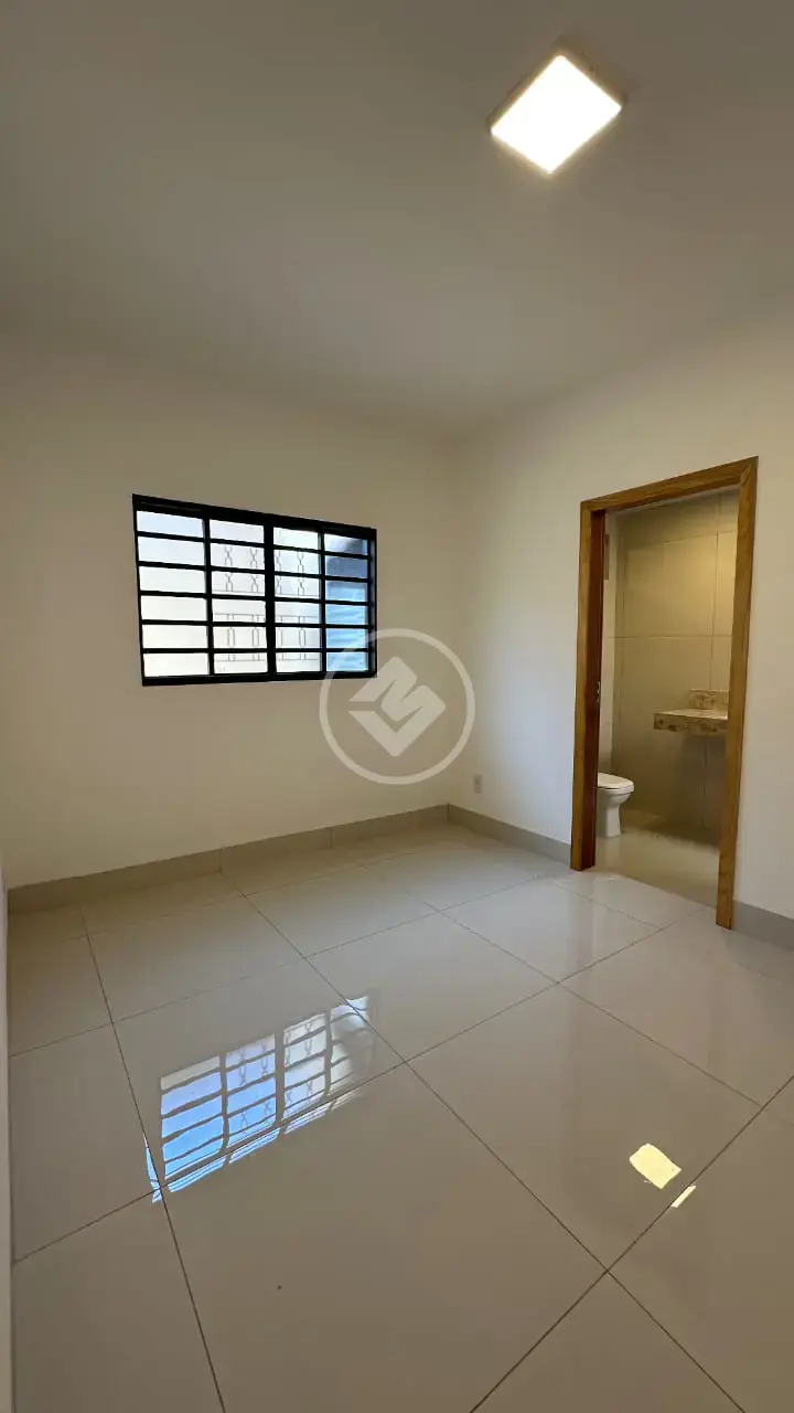 Imagem 3 - Casa em Loteamento Alphaville Residencial, Goiânia - GO