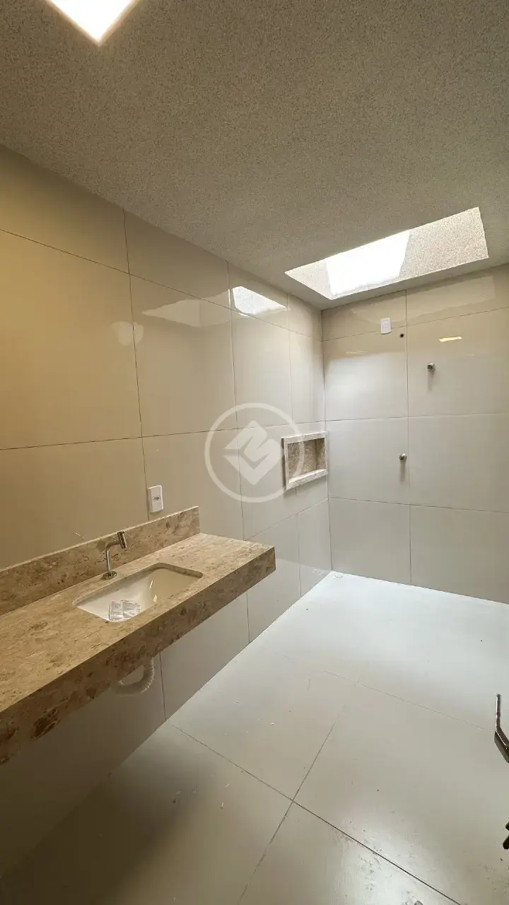 Image 10 - Casa em Loteamento Alphaville Residencial, Goiânia - GO