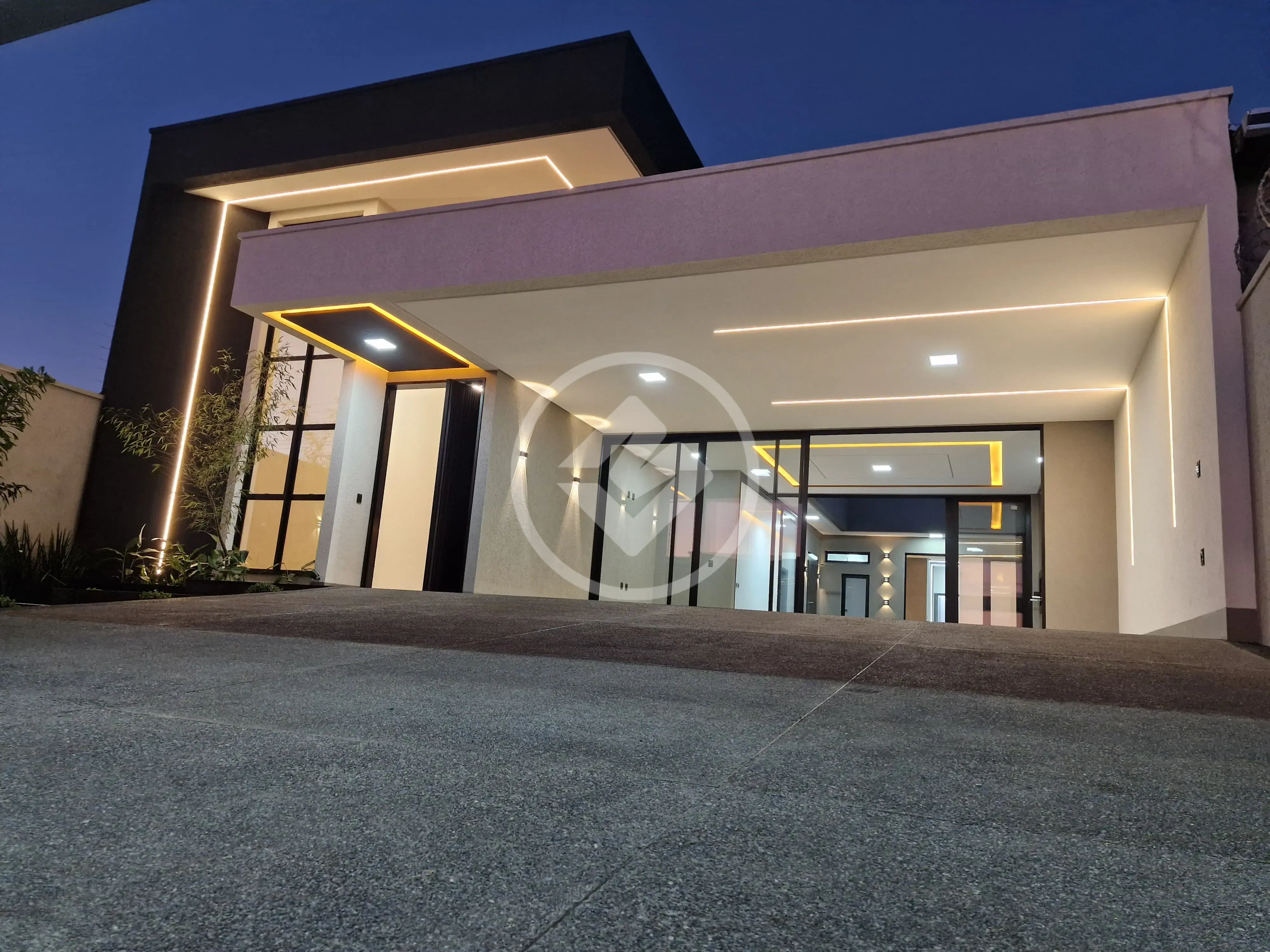 Image 2 - Casa em Moinho dos Ventos, Goiânia - GO