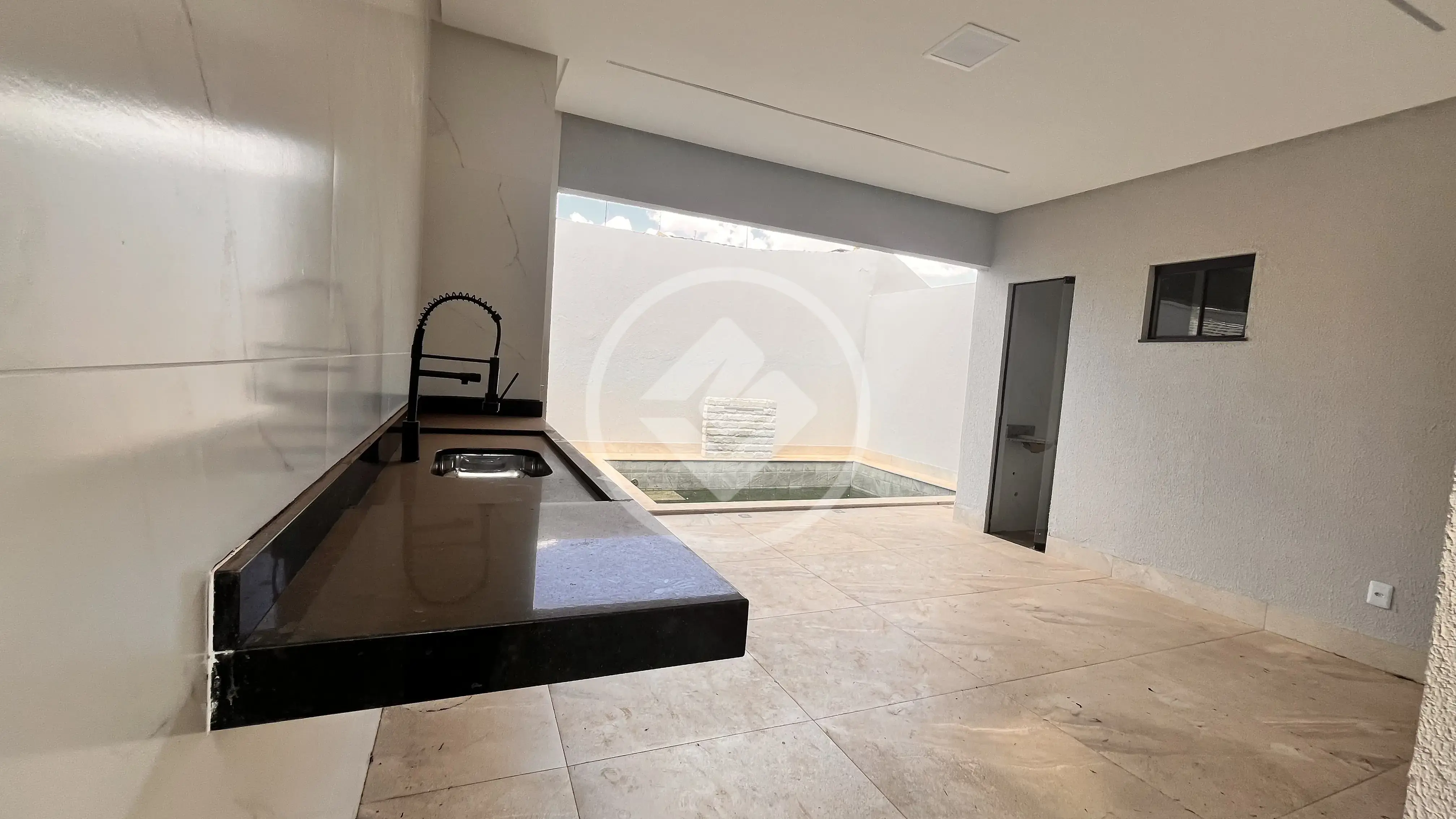 Image 2 - Casa em Setor Tres Marias, Goiânia - GO