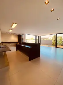 Imagem 2 - Casa em Condomínio do Lago, Goiânia - GO