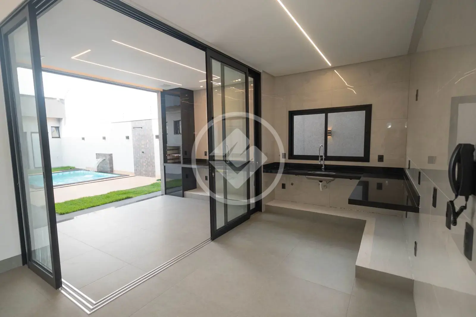 Imagem 2 - Casa em Setor Tres Marias, Goiânia - GO