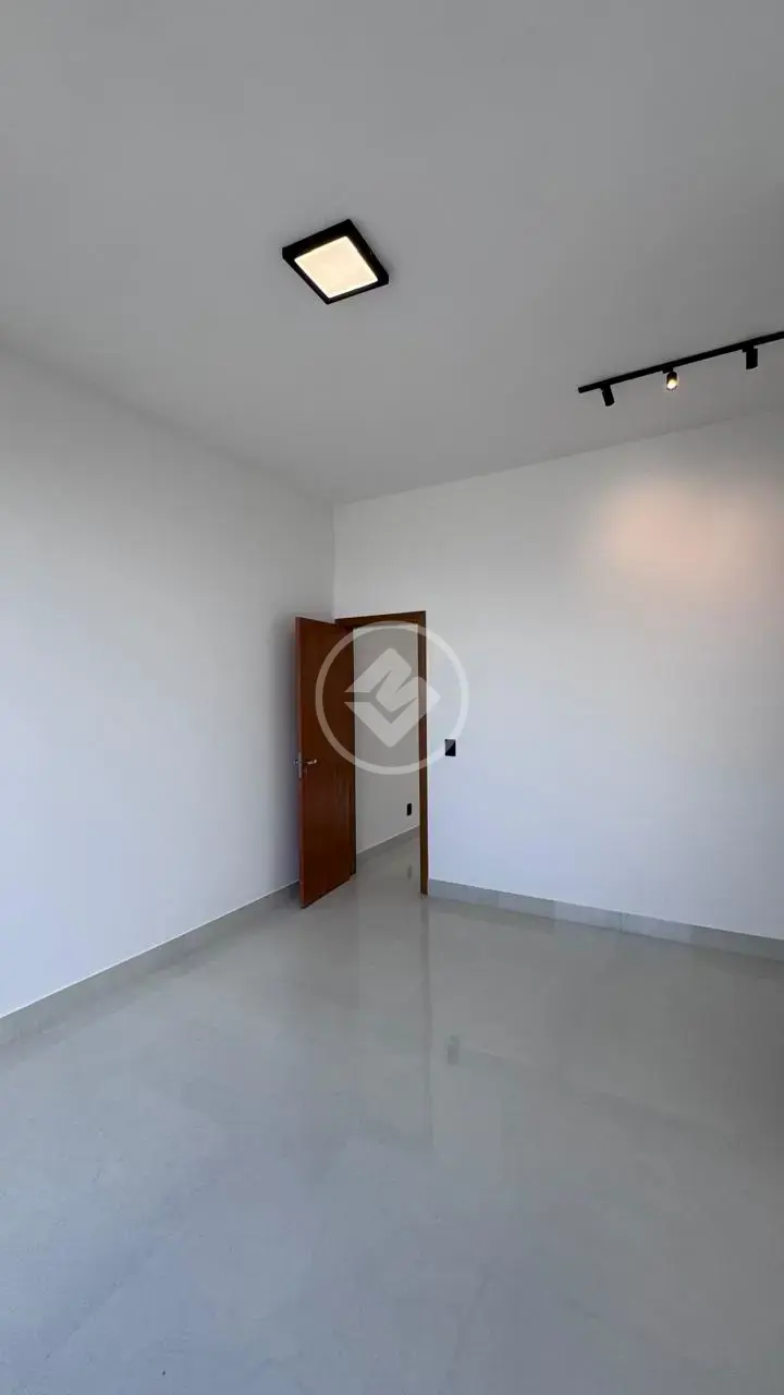 Imagem 4 - Casa em Setor Garavelo Residencial Park, Aparecida de Goiânia - GO