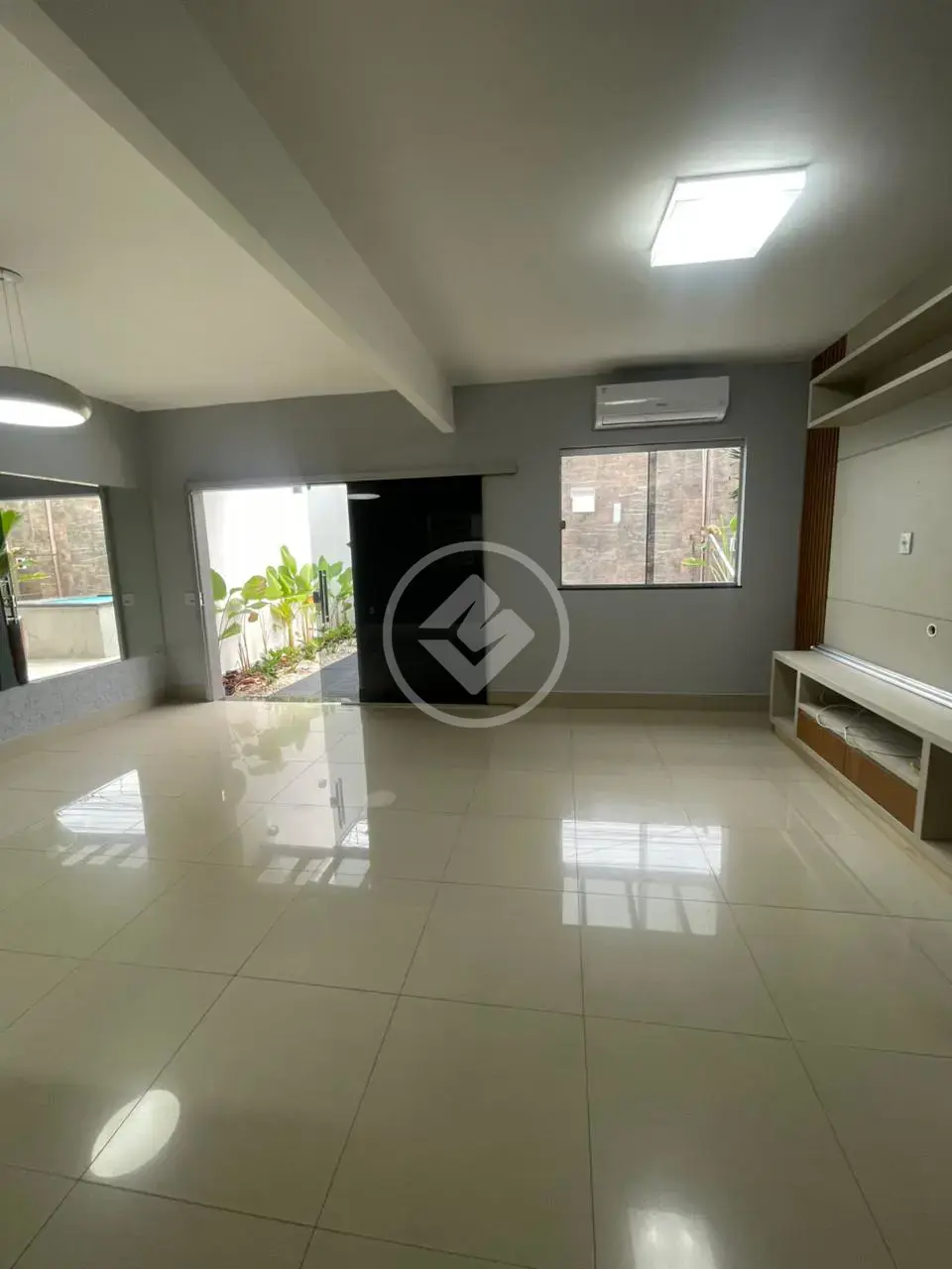 Imagem 1 - Casa em Setor Parque Anhanguera, Goiânia - GO