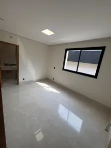 Imagem 5 - Casa Condomínio em Condomínio do Lago, Goiânia - GO
